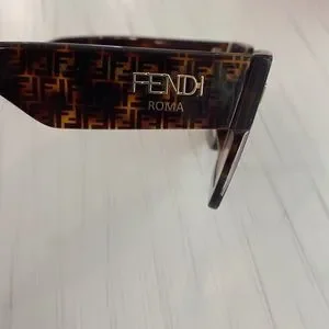 Fendi | Accessories | Fendi Fg446vpf1e10 Havana Pattern  display picture 3